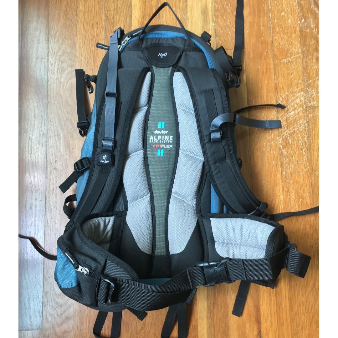 Deuter FreeRider Pro 30 Backpack, Sports Equipment, Sports & Games