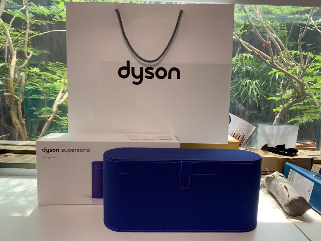 Dyson Supersonic Hair Dryer Set with Blue Case - wide 7