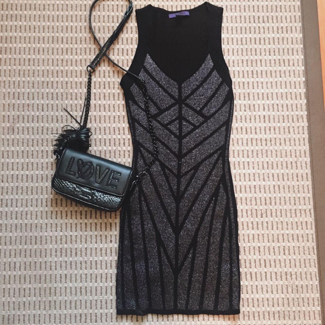 f21 black dress