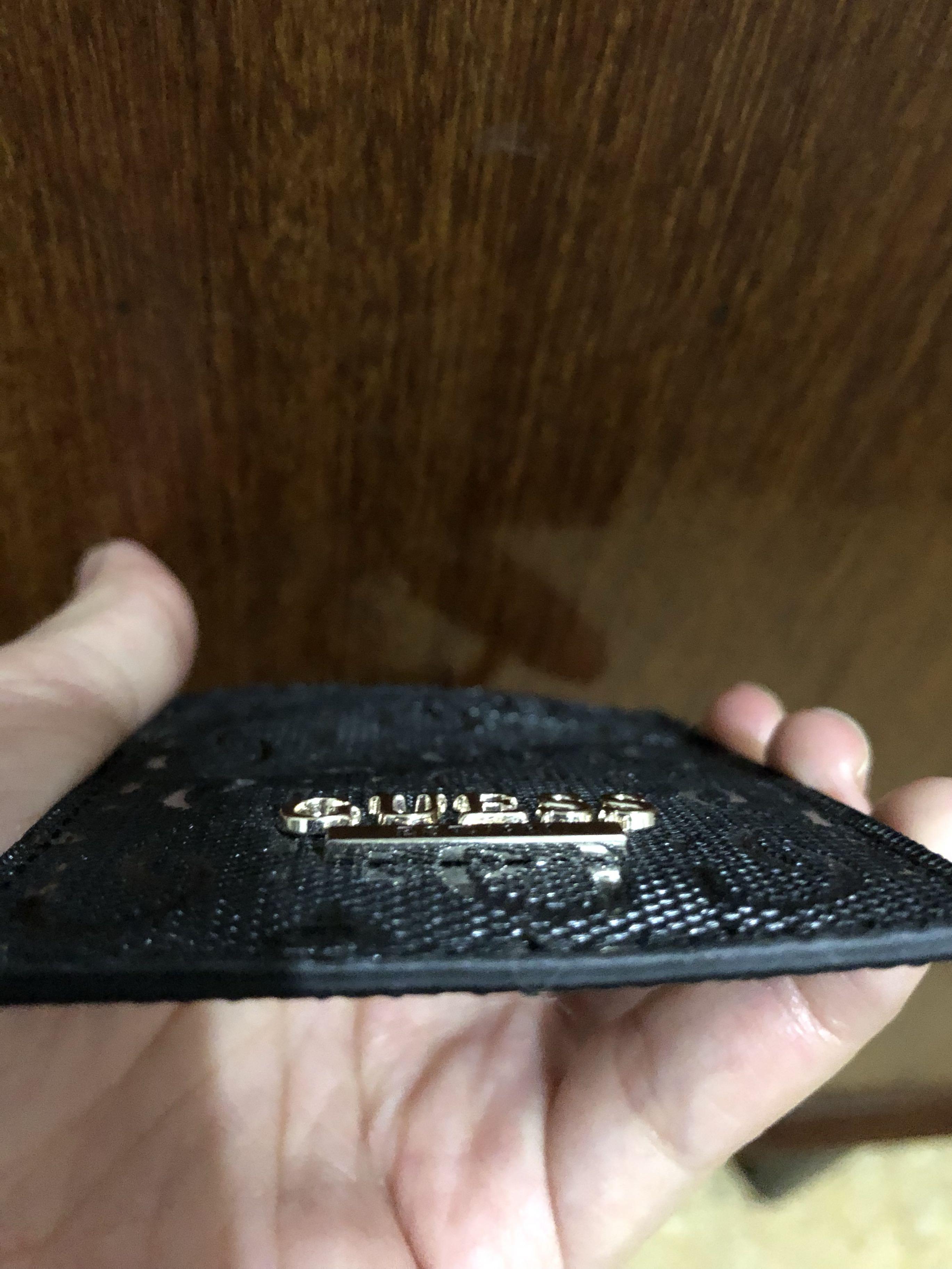 GUESS Lanyard , Name Tag, Gantungan Leher, Barang Mewah, Aksesoris di