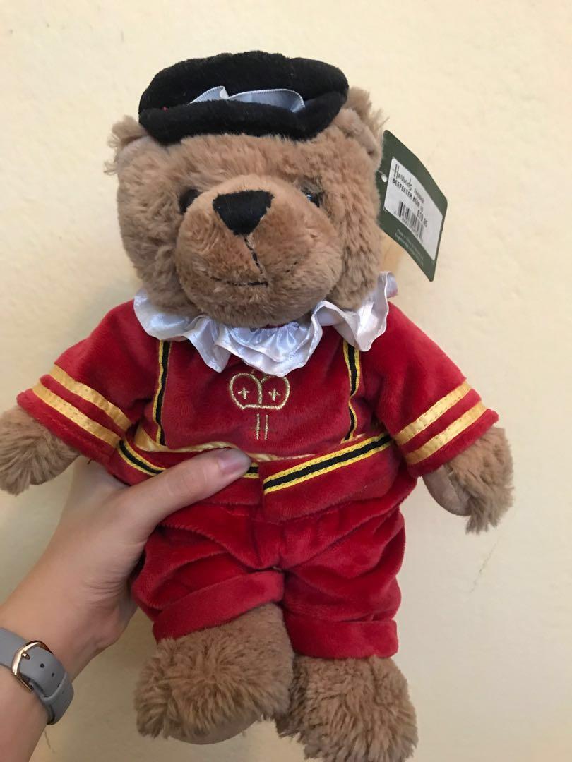 harrods beefeater bear