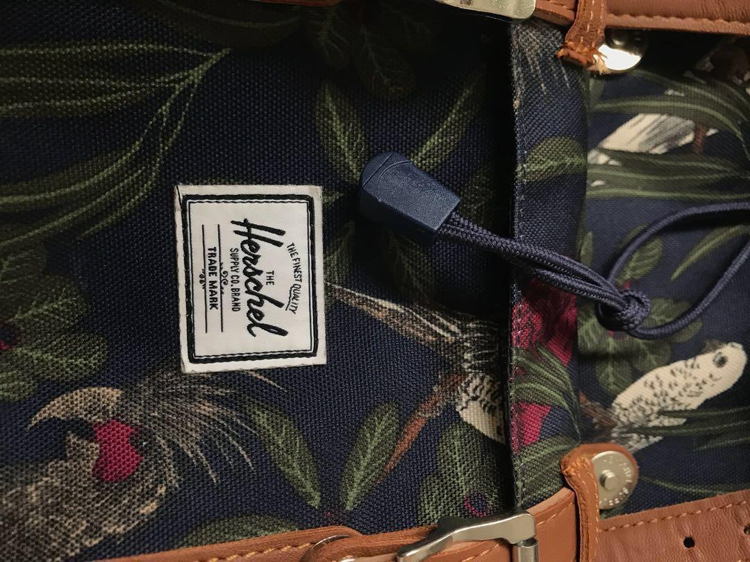 herschel parrot backpack