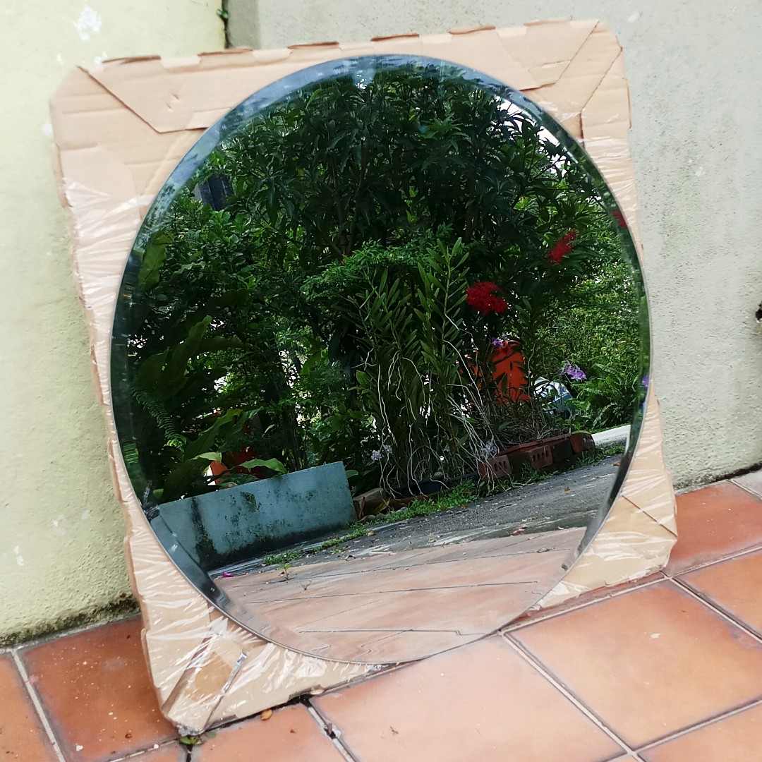 Ikea KOLJA Mirror Round (55cm / 22" Diameter), Furniture & Home Living, Home Decor, Carpets