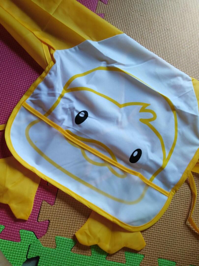 Mumuso Waterproof Smock (Category: Changing Mats & Accessories) located in Dasmarinas. Submitted by fiercewind.6ec1f1 (Listing ID 225015742, Image 1). Description: New. Not used. Still in the original plastic. Waterproof. Leakproof. Soft. Length of clothes: 47cm Length of sleeves: 32cm Width of clothes: 33cm For children 1 to 3 years old. #50sweldo .
