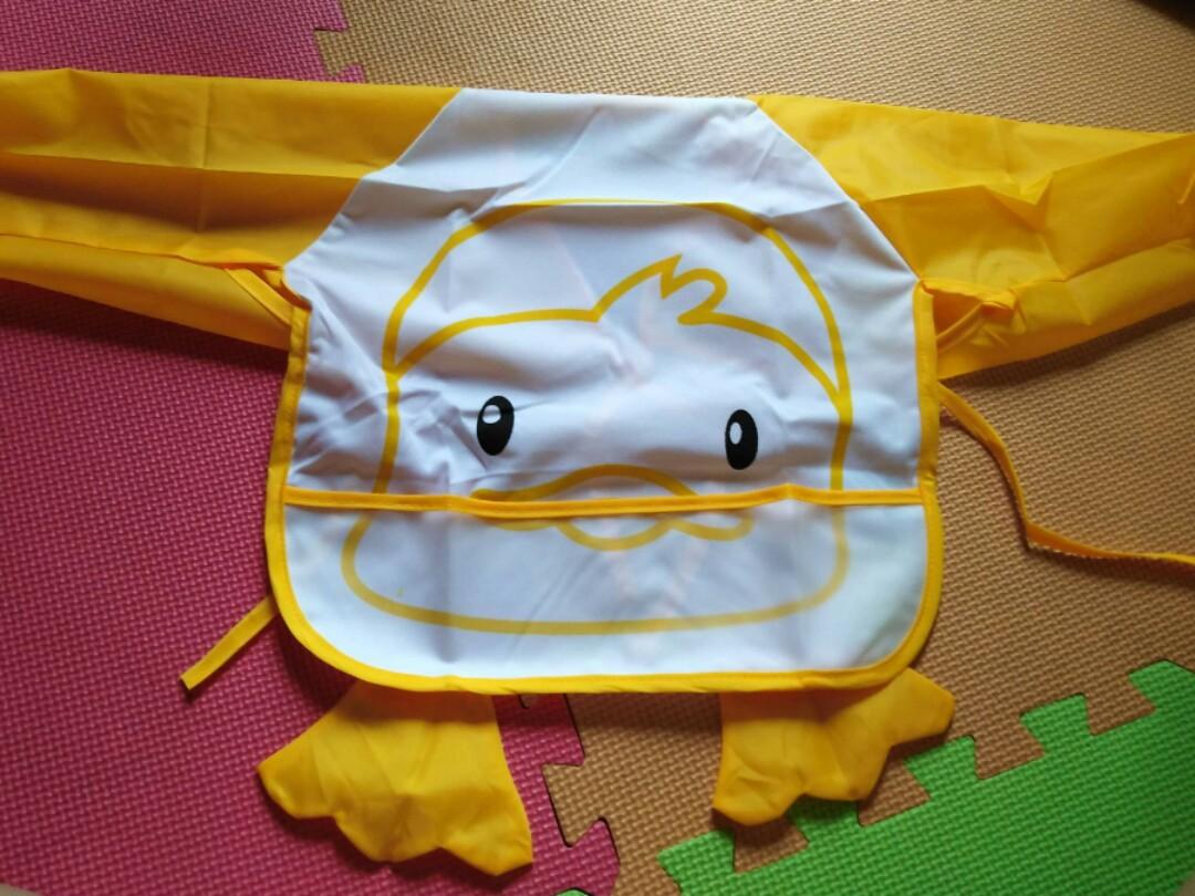 Mumuso Waterproof Smock (Category: Changing Mats & Accessories) located in Dasmarinas. Submitted by fiercewind.6ec1f1 (Listing ID 225015742, Image 3). Description: New. Not used. Still in the original plastic. Waterproof. Leakproof. Soft. Length of clothes: 47cm Length of sleeves: 32cm Width of clothes: 33cm For children 1 to 3 years old. #50sweldo .