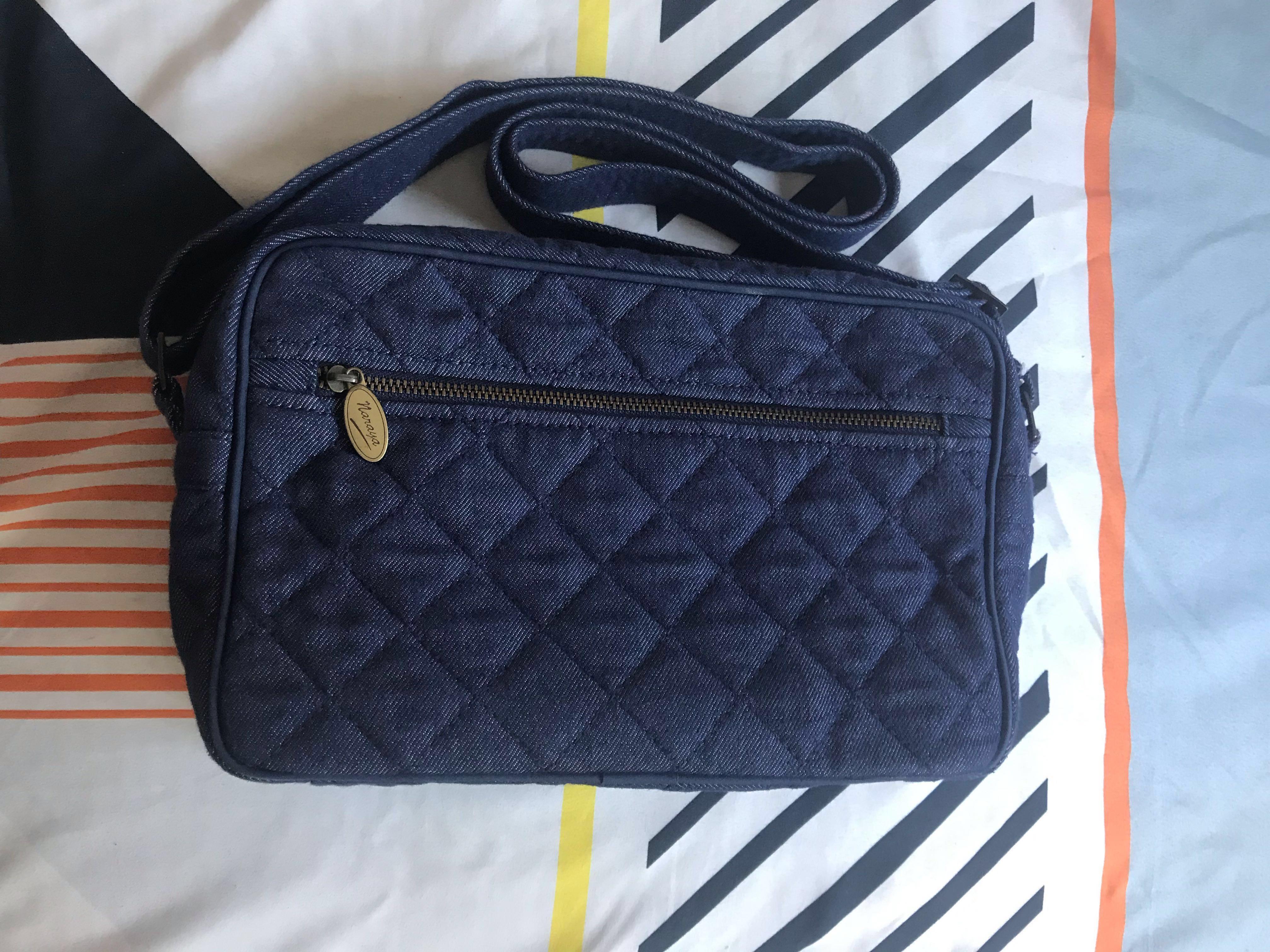 Naraya Sling Bag