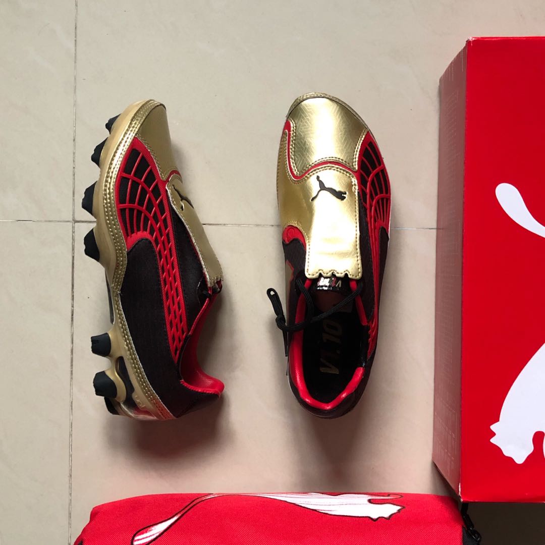 Puma V1.10 FG Gold Football boots UK6.5 Men s Fashion Activewear
