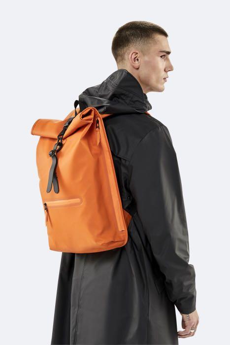 rains rucksack rolltop