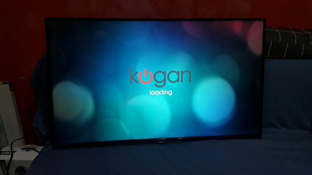 SMART LED 43" TV kogan (Australian brand), TV & Home Appliances, TV