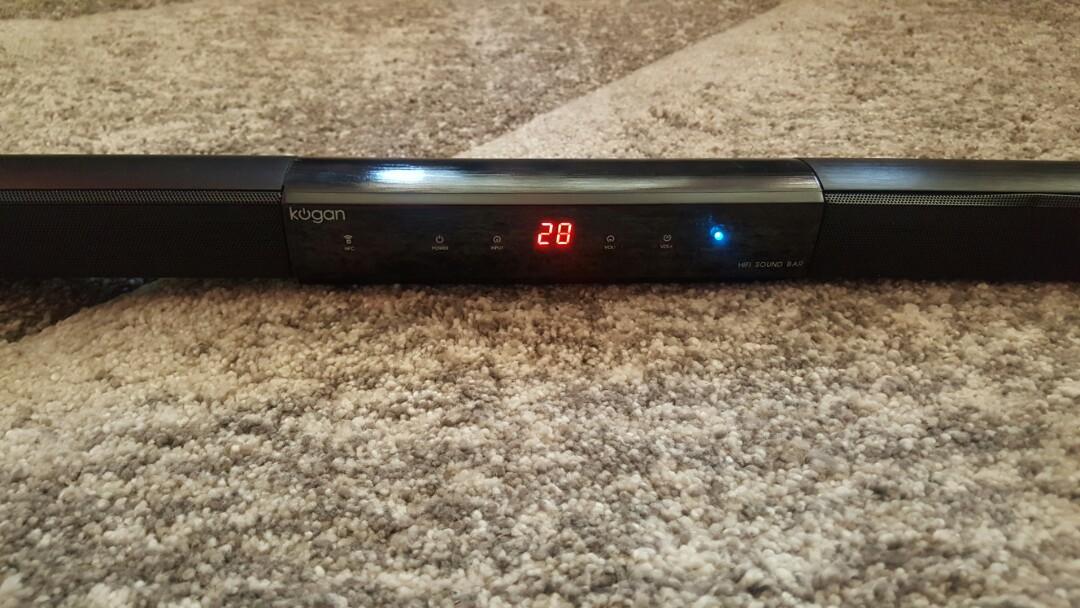 SMART LED 43" TV kogan (Australian brand), TV & Home Appliances, TV