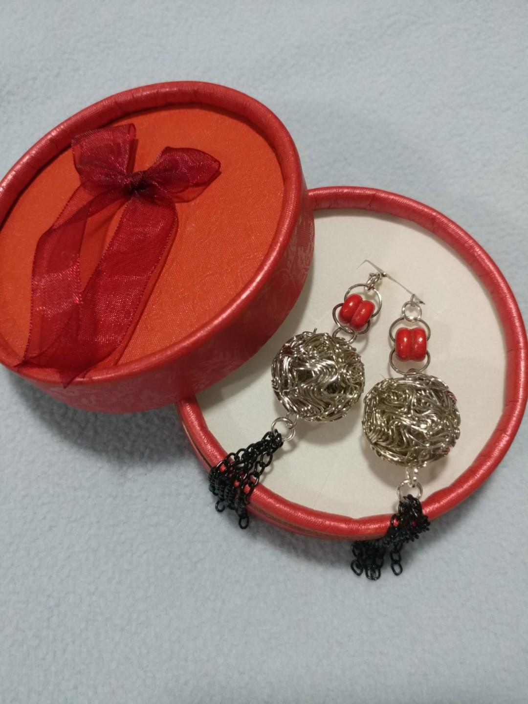 special present for girlfriend