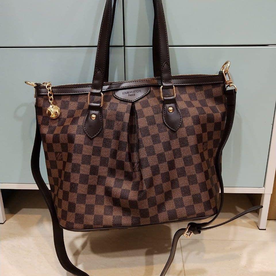 Tas Louis Vuitton ORIGINAL (dijamin original), Fesyen Wanita, Tas & Dompet  di Carousell