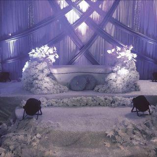 (Category: ) located in . Submitted by anna.luxe (Listing ID 83909514, Image 1). Description: .