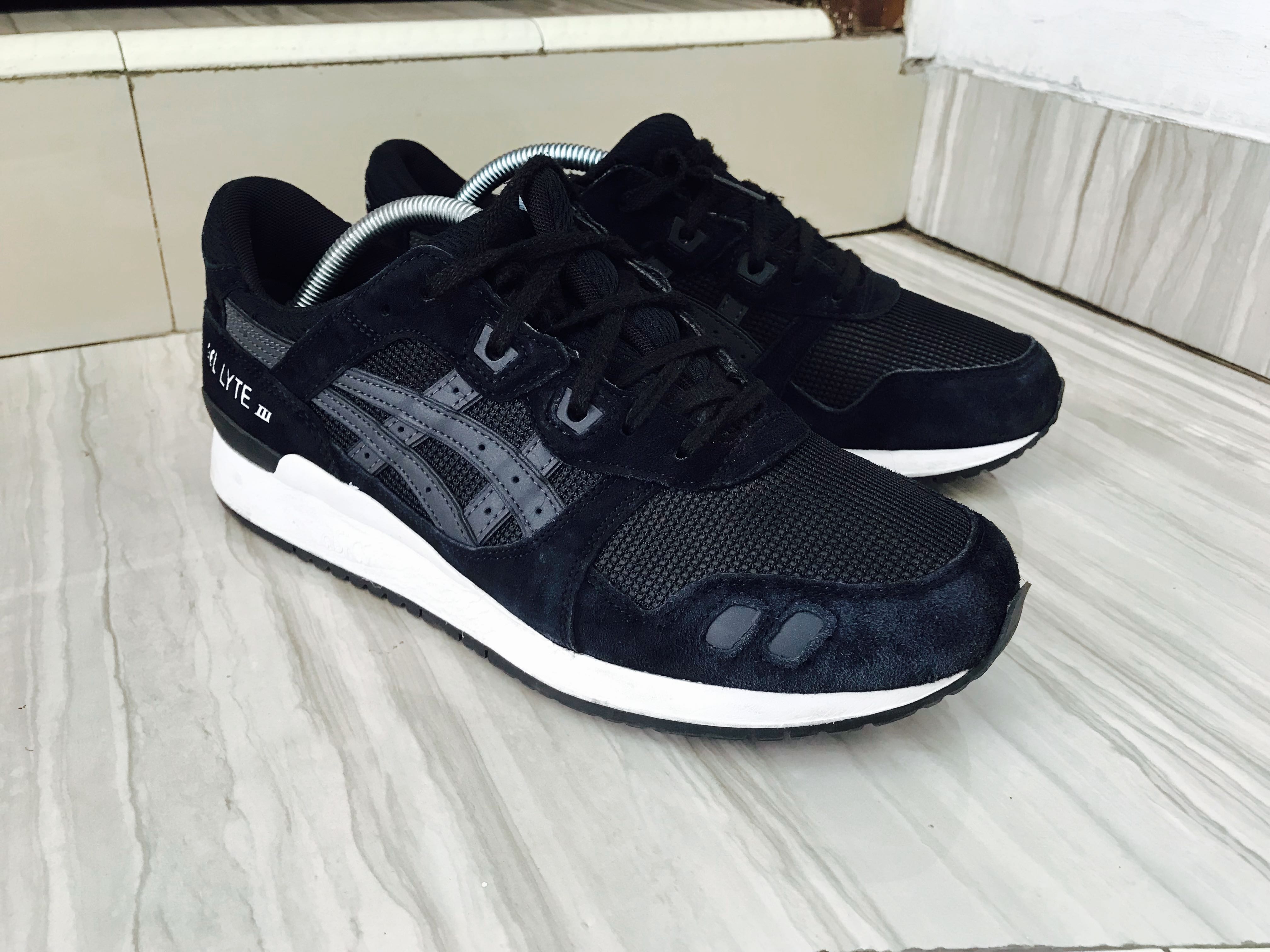 harga asics gel lyte iii original