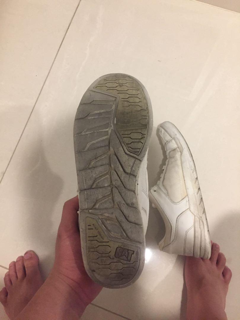 Caterpillar white hotsell shoes