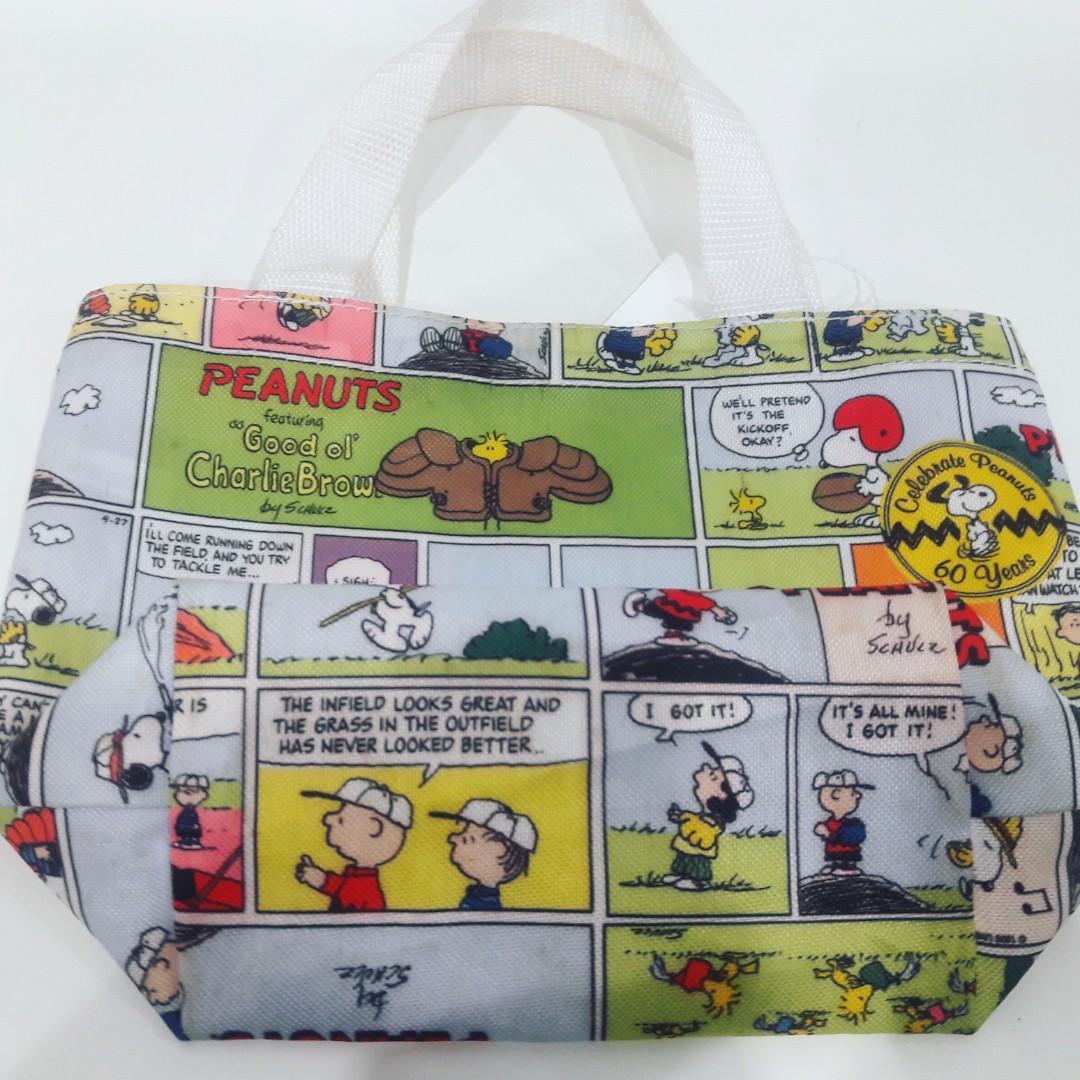 Celebrate Peanuts 60 Years Tote Lunch bag Collections, Women's Fashion