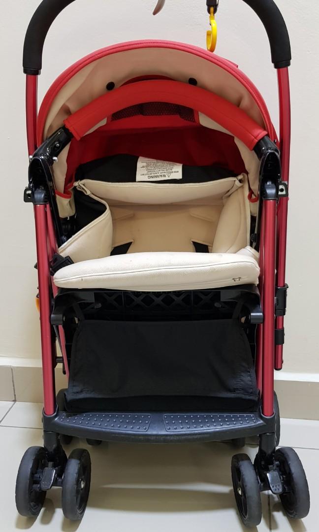 Combi Cozy Stroller WT200D