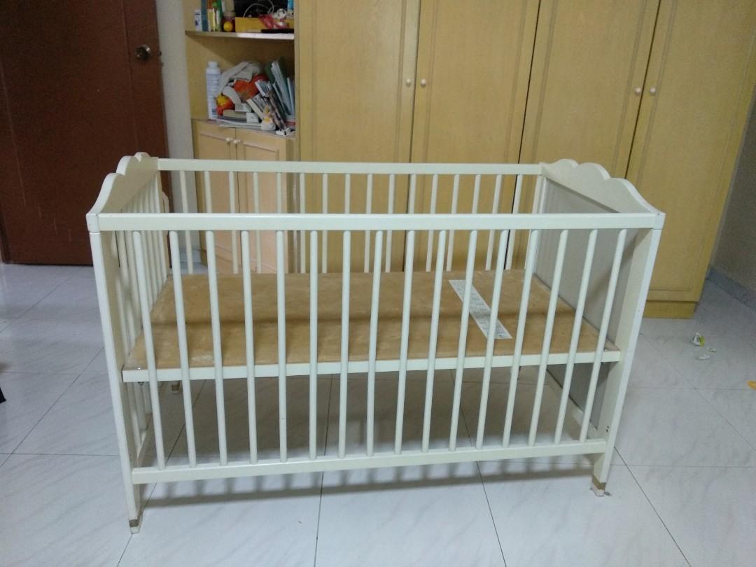 baby cot into bed