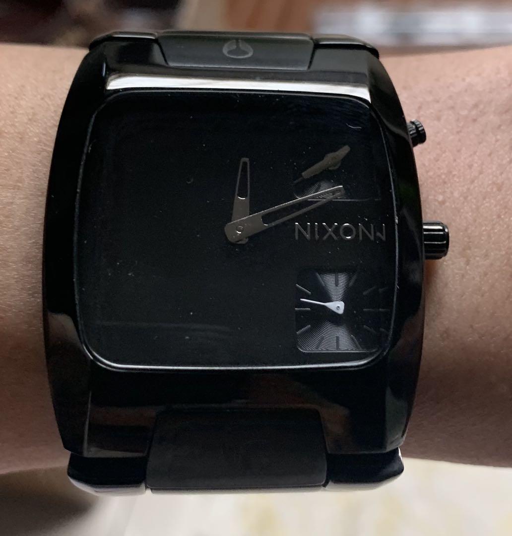 Jam Tangan Nixon, Fesyen Pria, Jam Tangan di Carousell