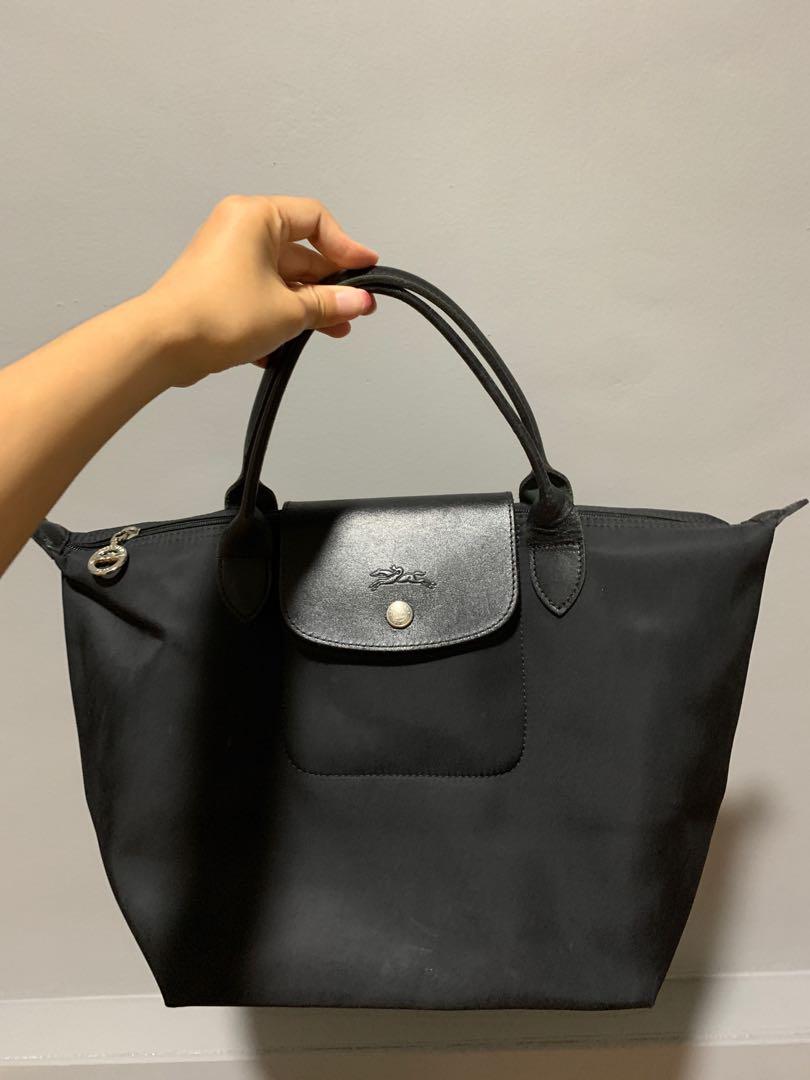 small black longchamp bag