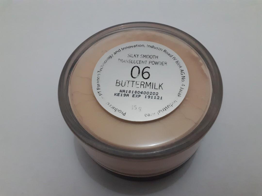 Make Over Translucent Powder 06 Buttermilk Kesehatan Kecantikan Rias Wajah Di Carousell