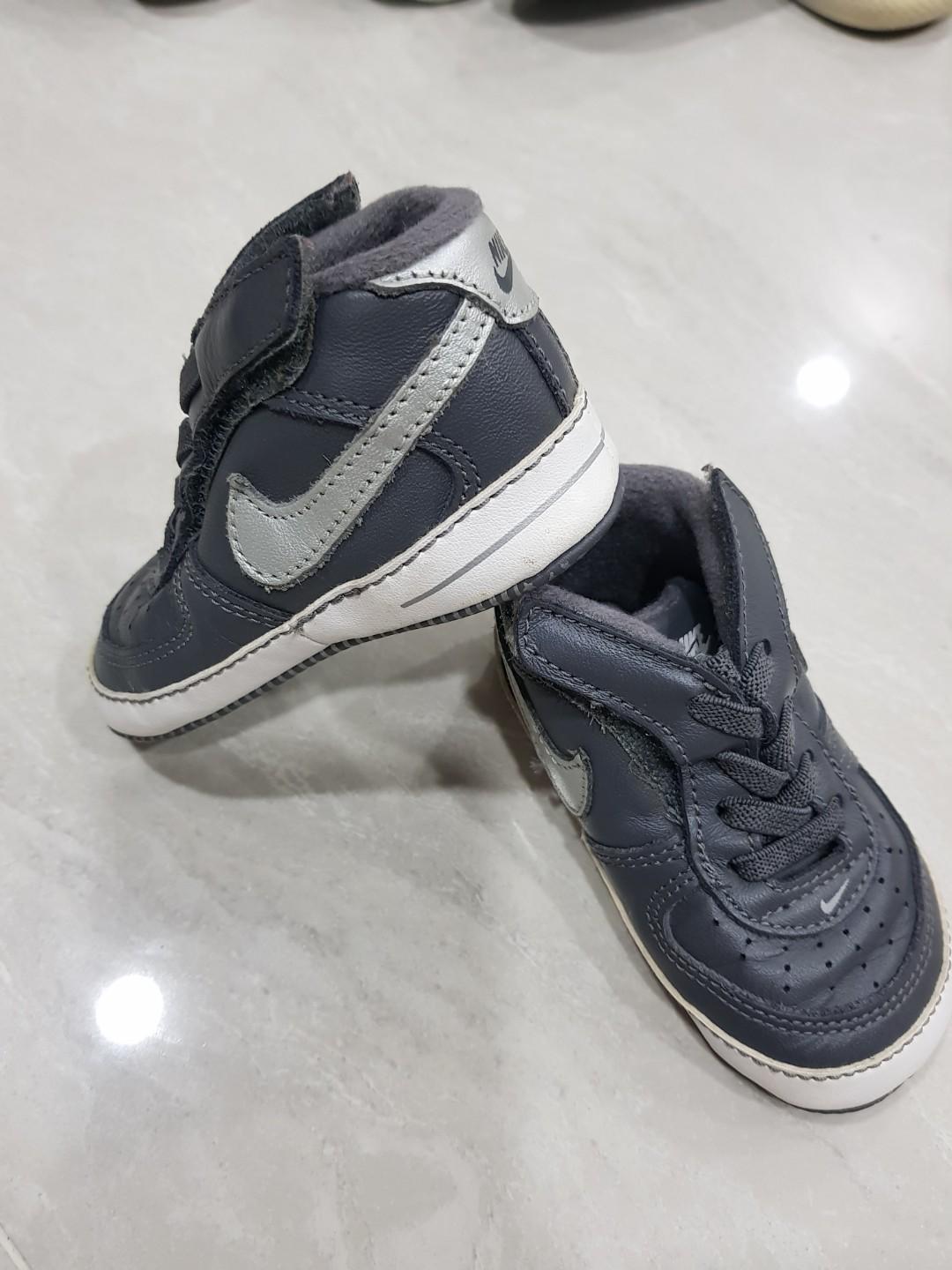 nike pre walkers
