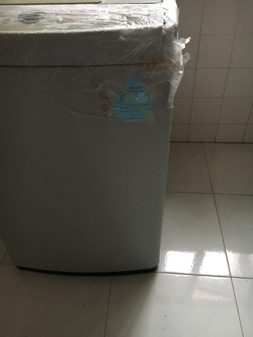 Samsung 6.5kg washing machine (used) top load., TV & Home Appliances