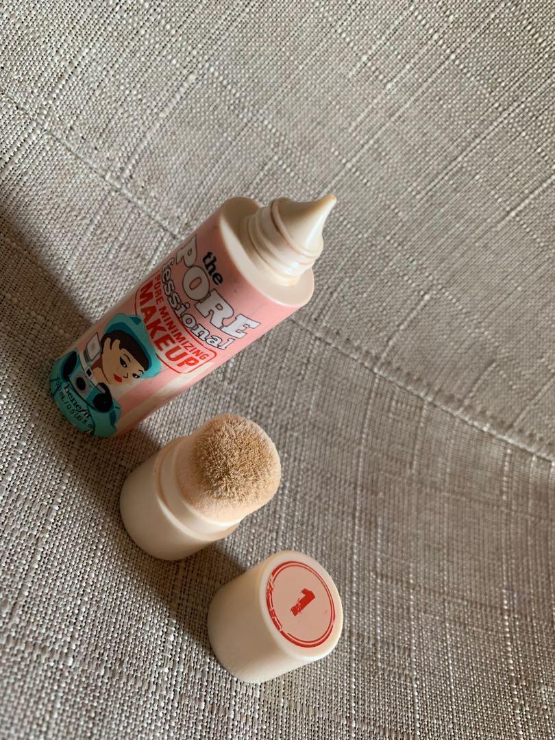 The Porefessional (Category: Face Care) located in Manila. Submitted by akoanginamo (Listing ID 225054265, Image 1). Description: The Porefessional Pore Minimizing Make Up in 1 40%.