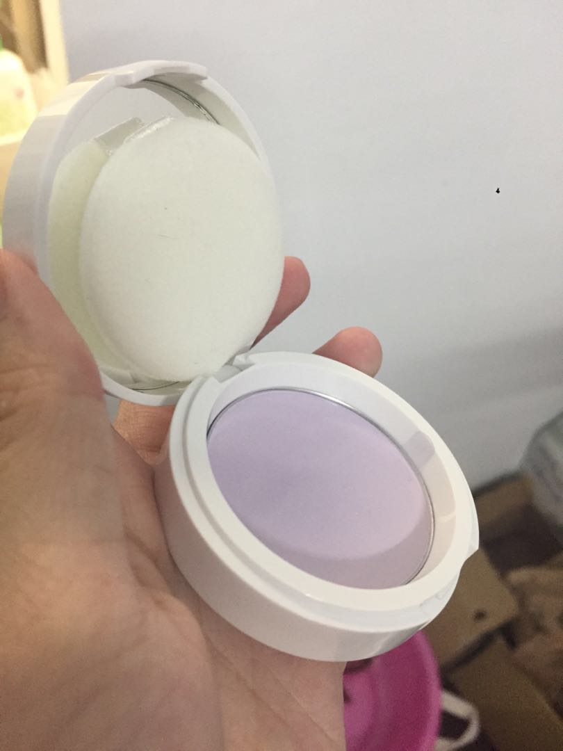 1028 Hold It 超吸油蜜粉餅 紫微光 美妝保養 化妝品在旋轉拍賣