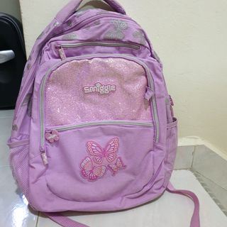 (Category: ) located in . Submitted by gdkharmaaaaaa (Listing ID 225307425, Image 1). Description: .