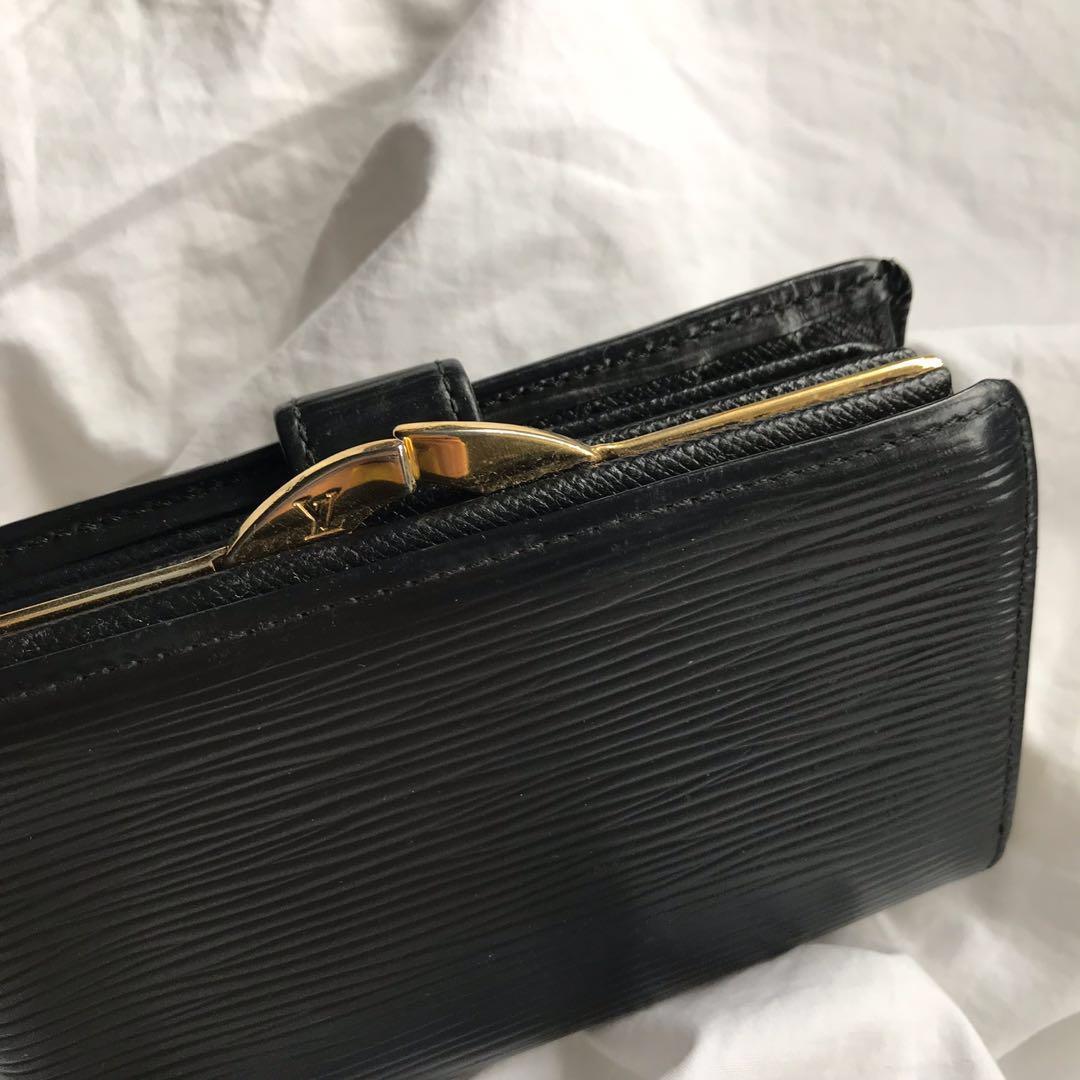 Authentic Louis Vuitton Vintage Black Epi Kiss Lock Wallet for Sale in Fort  Lauderdale, FL - OfferUp