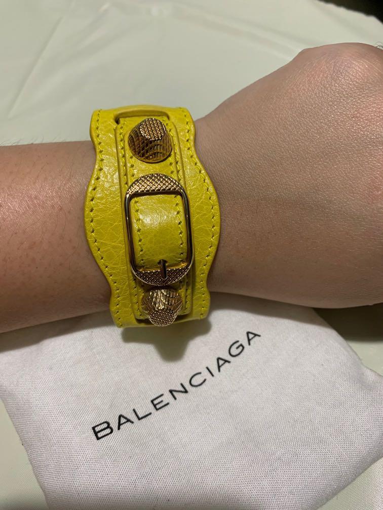 balenciaga giant gold bracelet