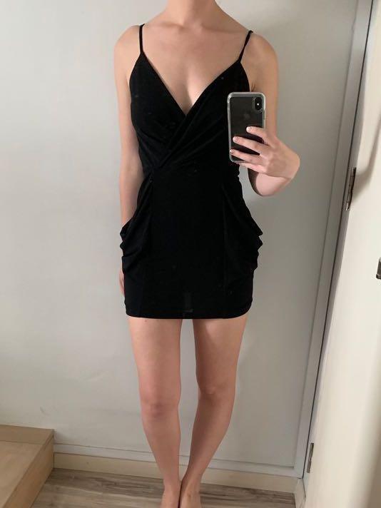bcbg black short dress