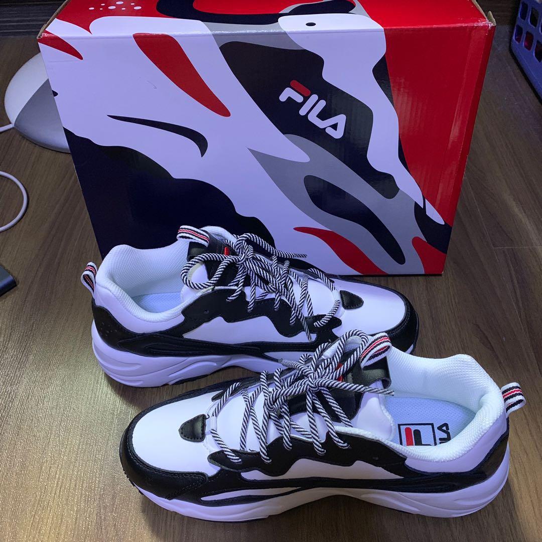 Fila ray shop tracer foot locker