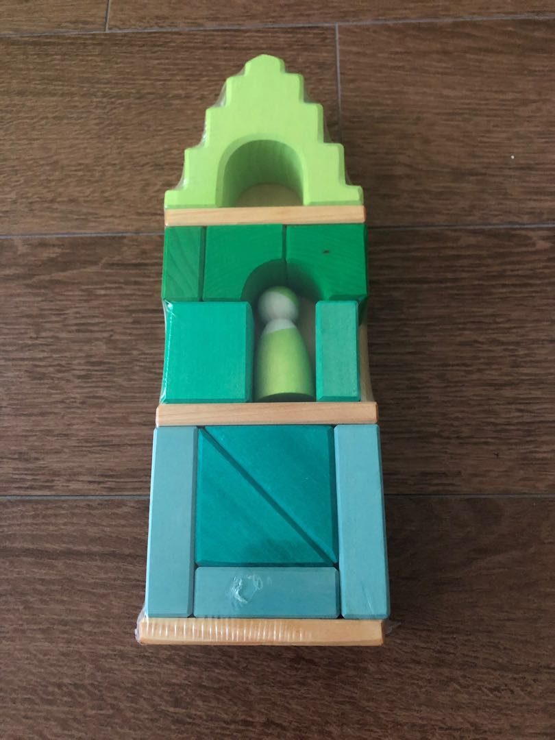 Grimms Green Framehouse Wooden Toy Blocks Peg Doll, Hobbies & Toys