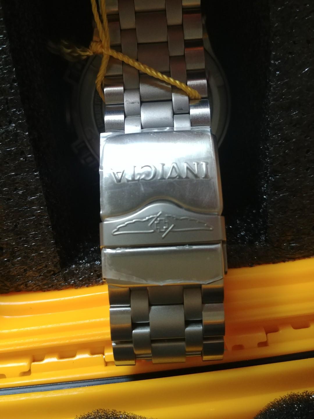 Invicta 16806 on sale