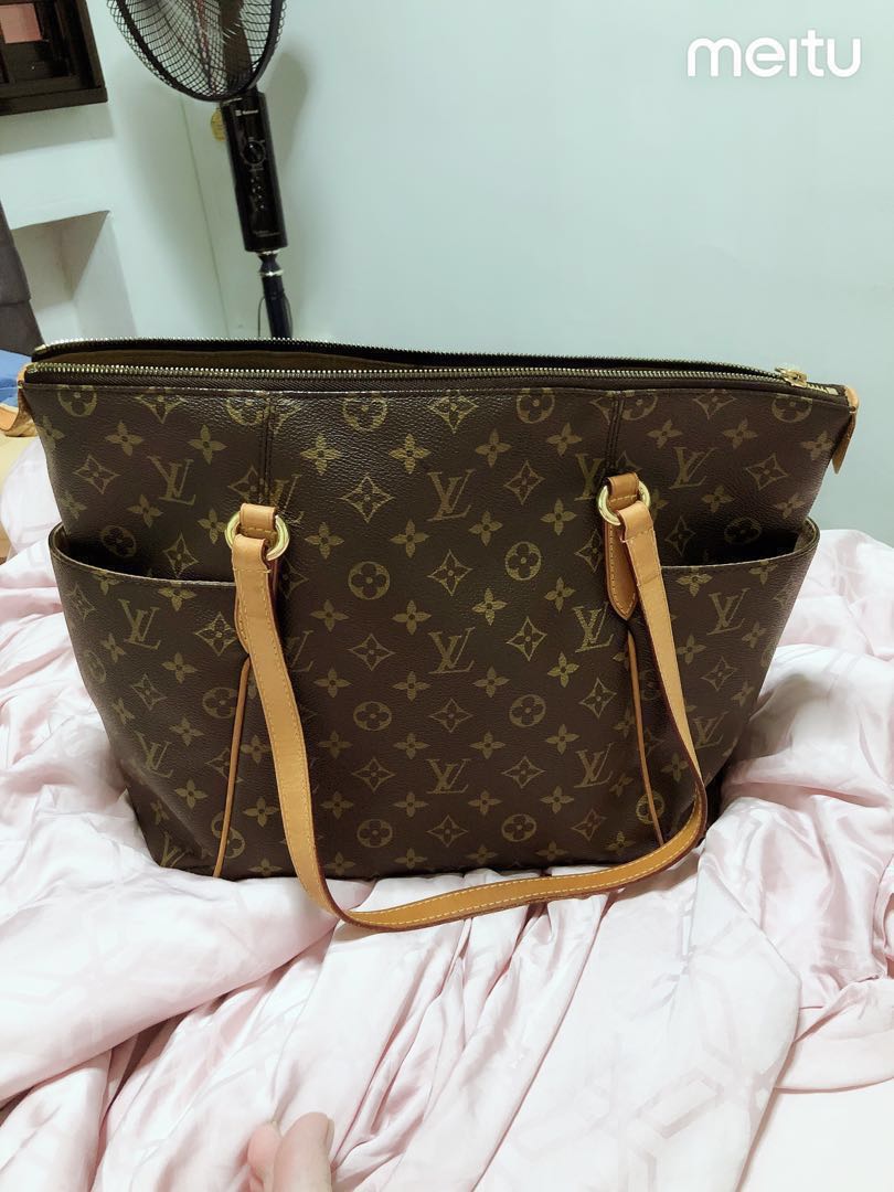 louis vuitton totally mm
