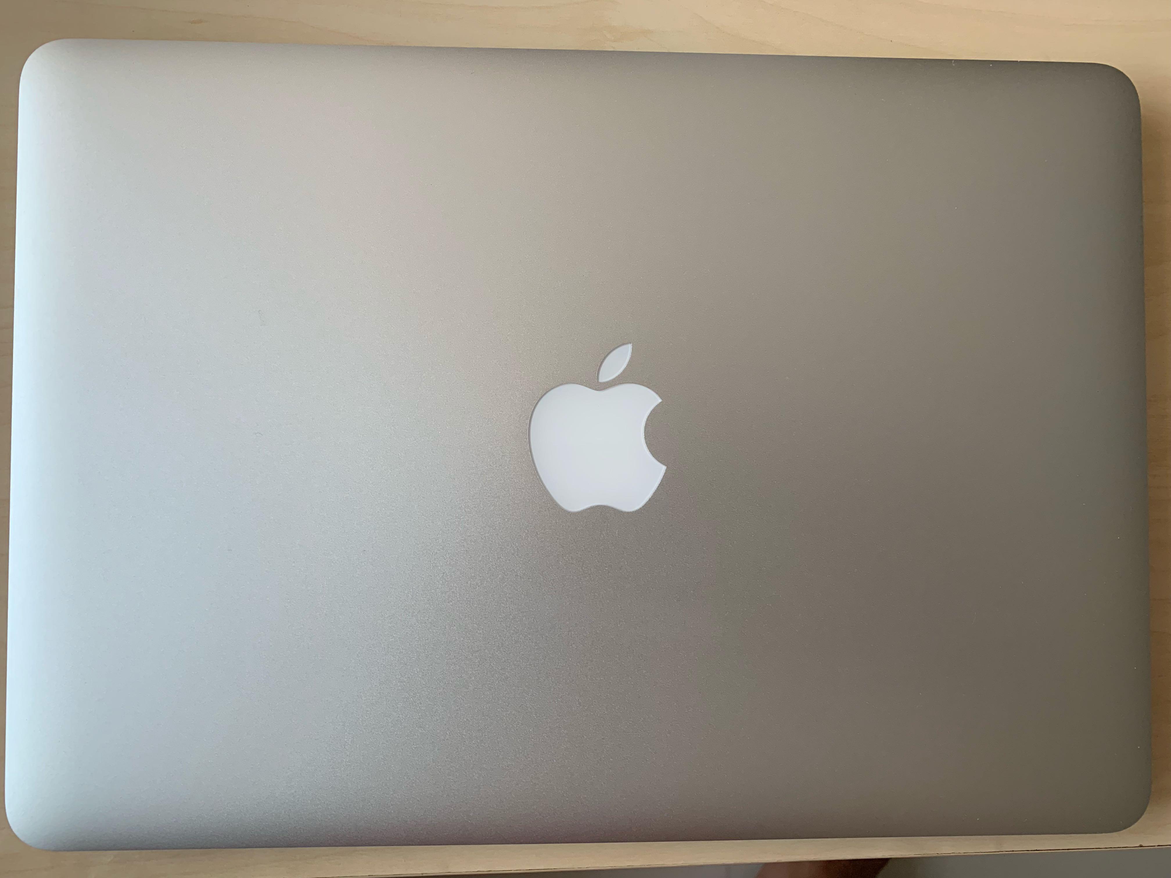 Macbook Pro Retina 13 Inch Early 15 Electronics Computers Laptops On Carousell
