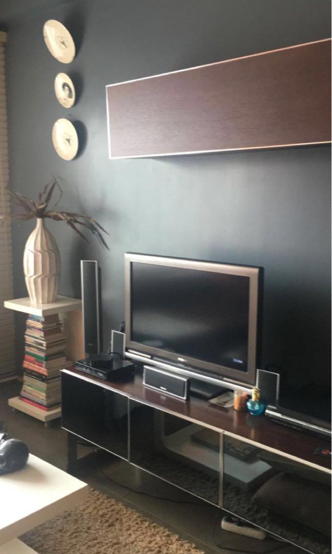 Matching Tv Cabinet And Hanging Shelf Home Furniture Furniture Fixtures Others On Carousell