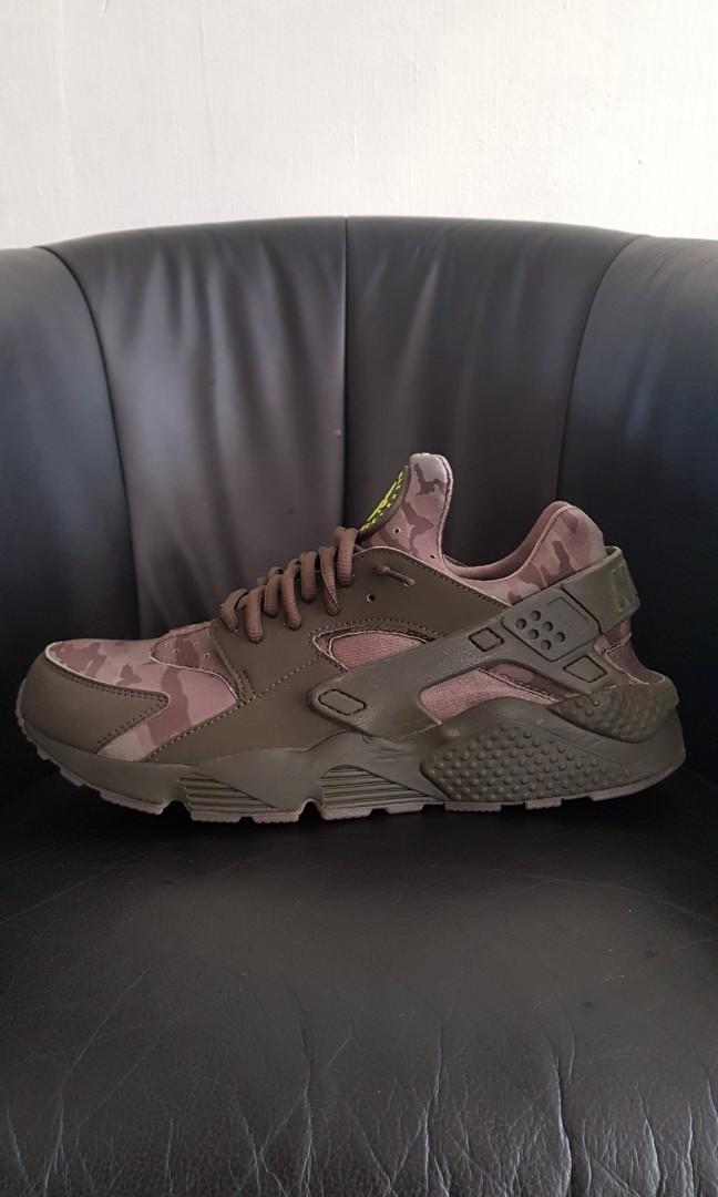 Air huarache hotsell desert camo