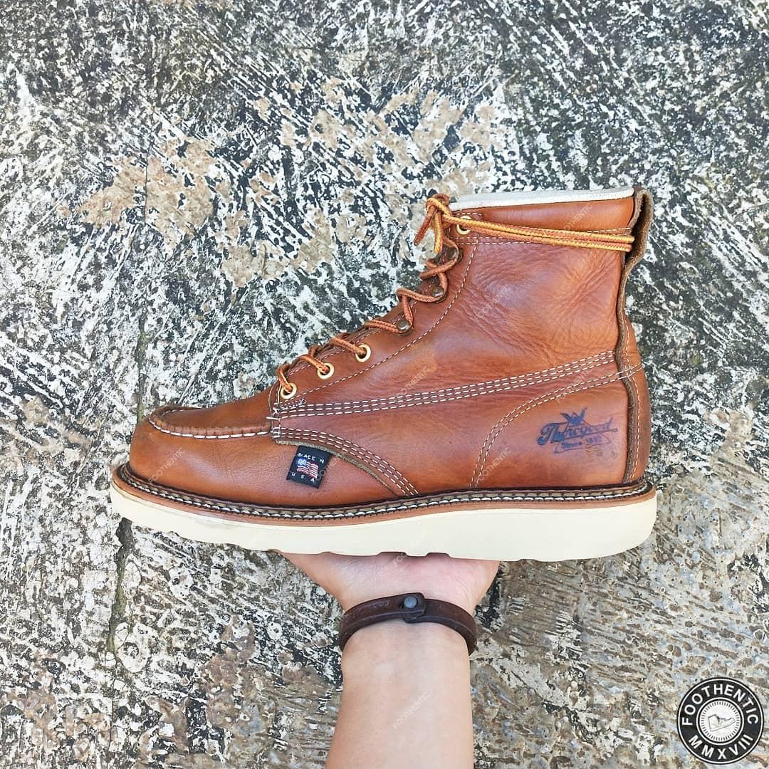 thorogood moc toe boot