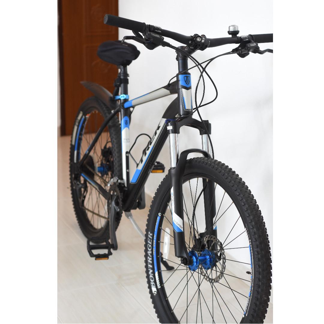 trek 4300 bike price