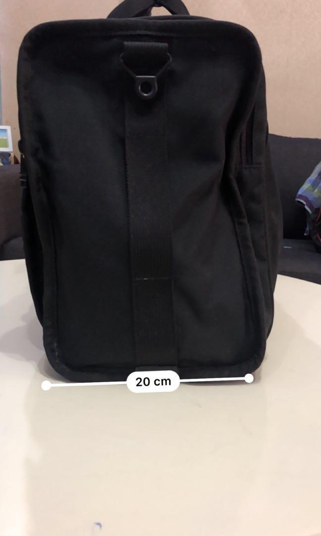 Tumi Duffel Bag (used, original), Men's Fashion, Bags, Belt bags