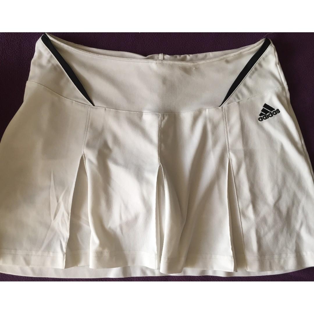 White Adidas Dri fit Skort with stripes (Category: Maternity wear) located in Manila. Submitted by lxlim (Listing ID 225267611, Image 1). Description: FAVE! unique design 10/10 .
