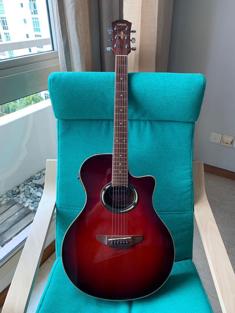 Yamaha Acoustic Guitar APX500, Hobbies & Toys, Music & Media, Musical