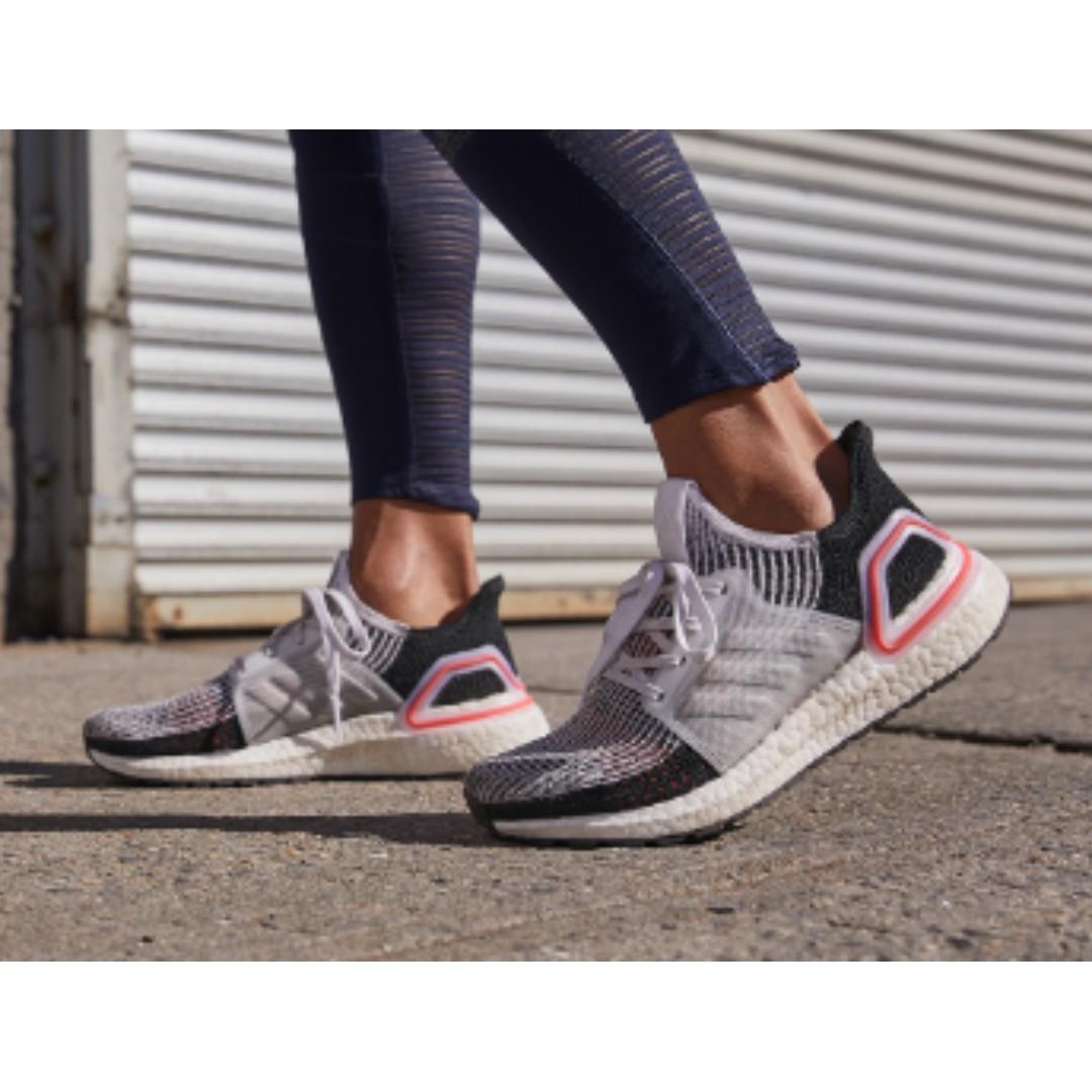 ultra boost 19 cloud white active red