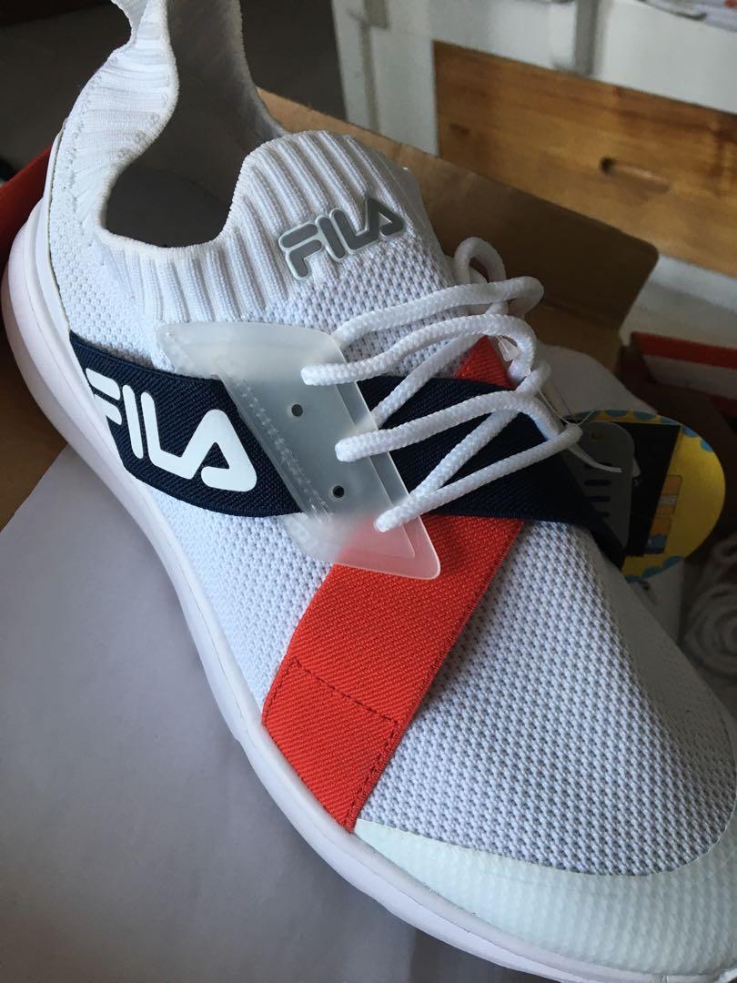 fila sports shoes price