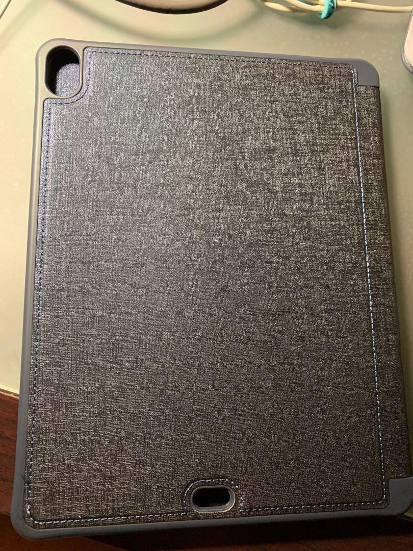 IPad Pro 11 origami case, Mobile Phones & Gadgets, Mobile & Gadget Accessories, Cases & Sleeves