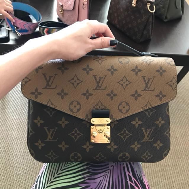 Louis Vuitton Pochette Metis {Used Twice Only}