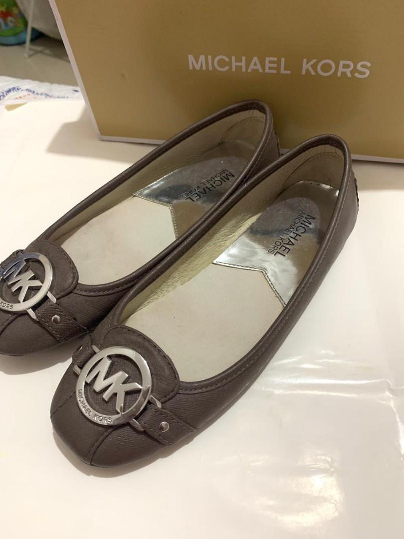 Michael Kors Flat Shoes Fesyen Wanita Sepatu Di Carousell